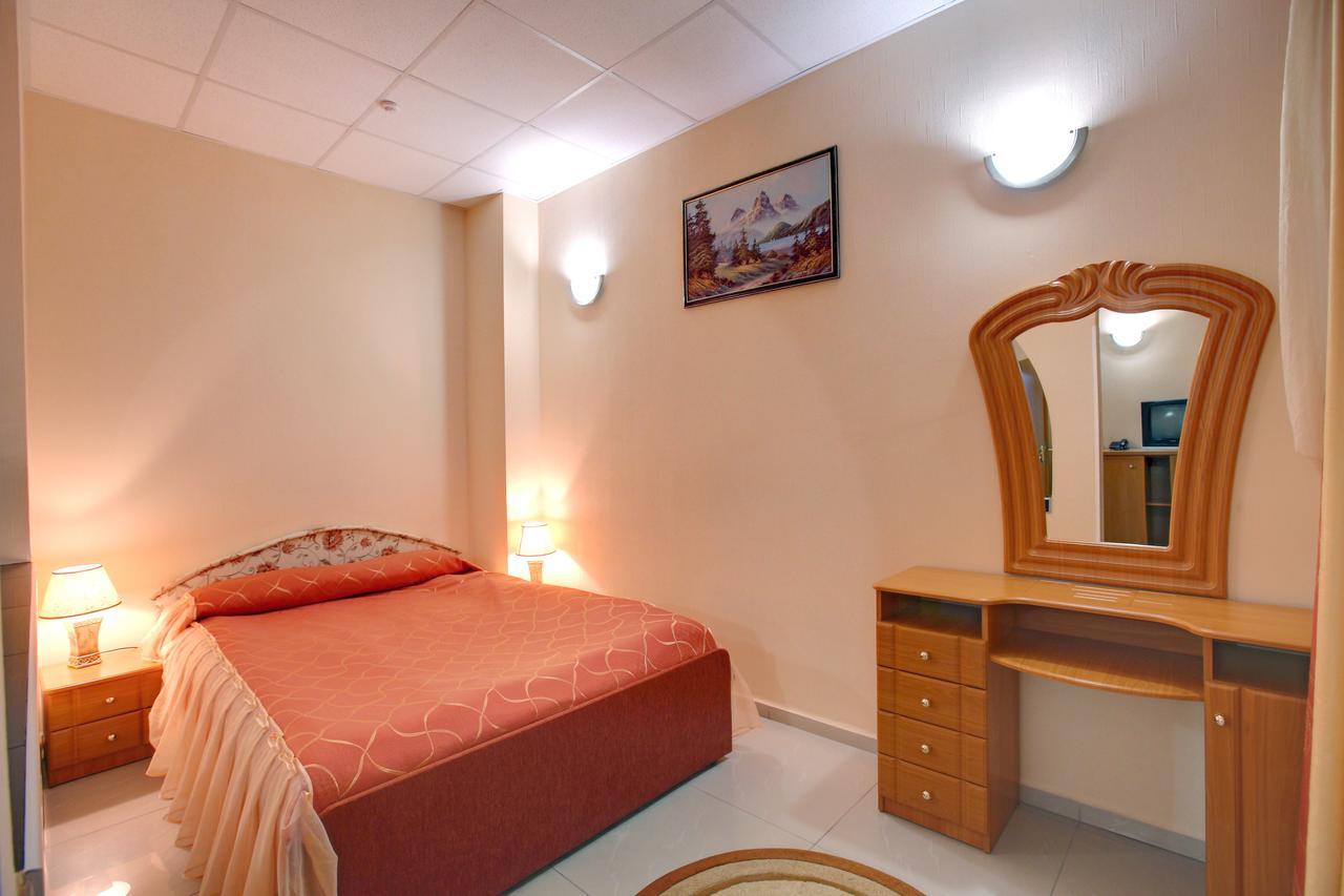 Hotel Aquapark Alligator Ternopil Extérieur photo