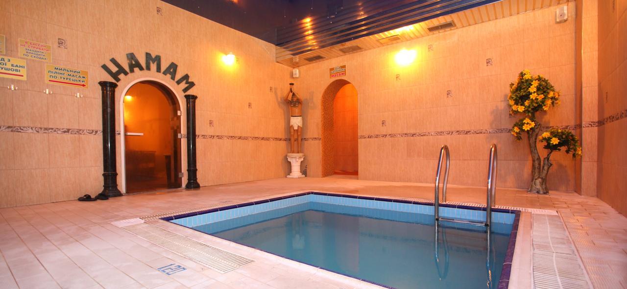 Hotel Aquapark Alligator Ternopil Extérieur photo